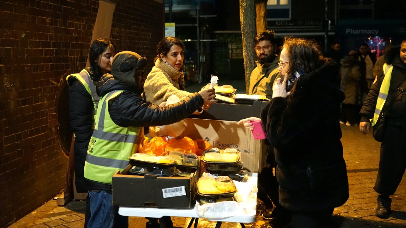 🌟 SOULFLOW CIC's Christmas Eve Food Run 2023 🍲 🌟 SOULFLOW CIC's Heartwarming Recap: Christmas Eve Food Run 2023 🍲